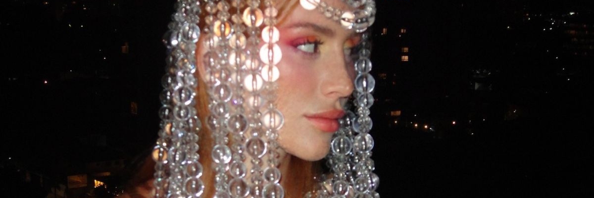 Quais produtos da Mari Maria Makeup as divas pop brasileiras usariam no Carnaval?