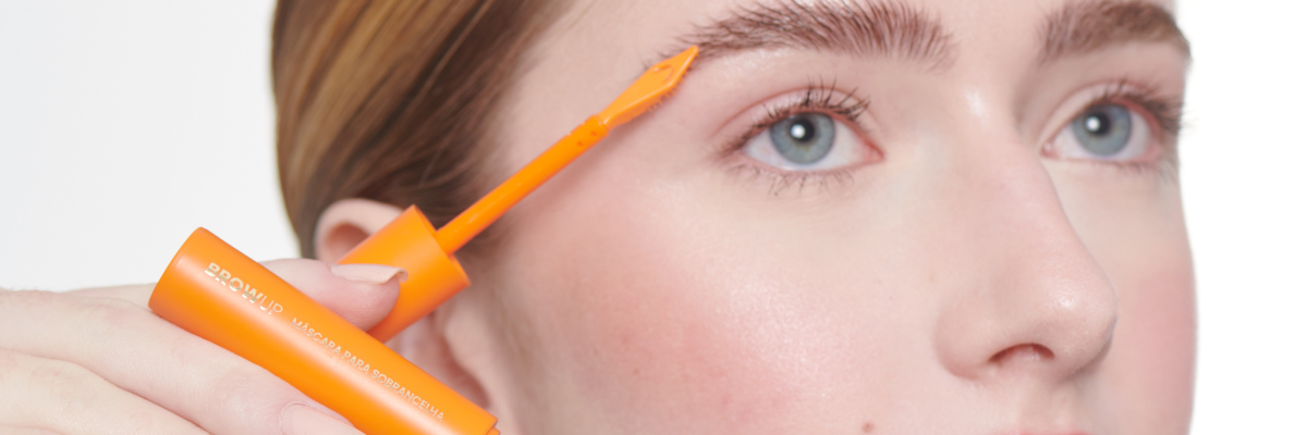 Máscara de sobrancelhas Brow Up: reformulada, maior e melhor!&nbsp;